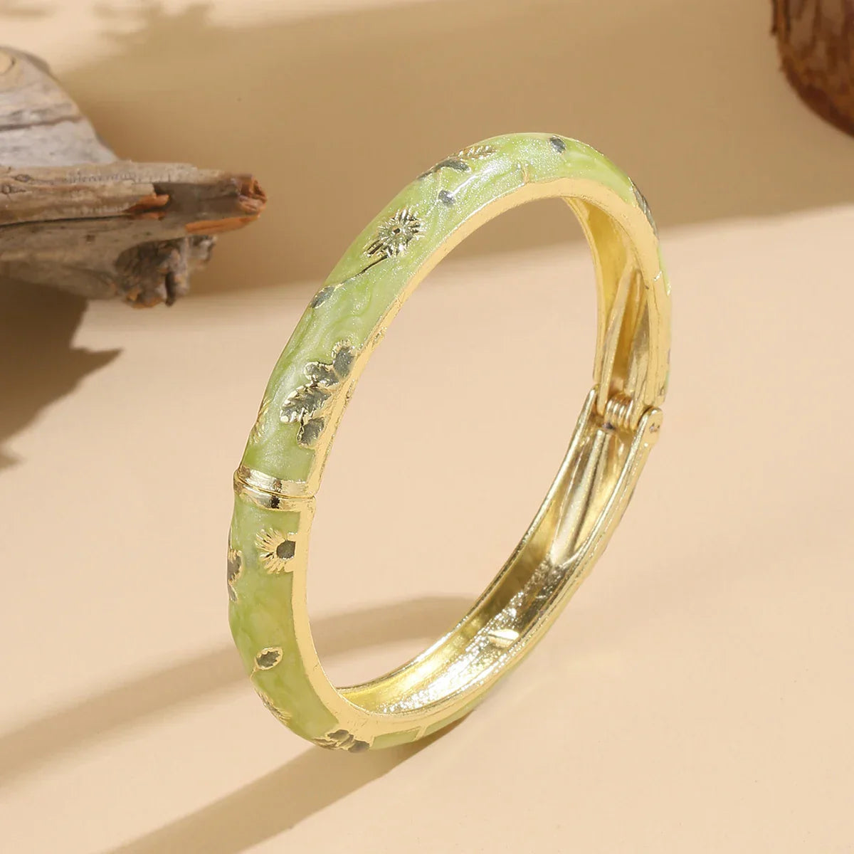 Vintage Gold Bracelets for Women Small Flower Elegant Jewelry