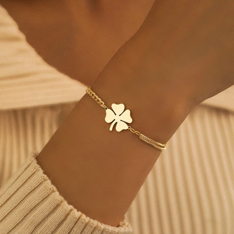 Bracelets for Women  Bracelets Classic Lucky Clovers Pendant Hip Hop Jewelry