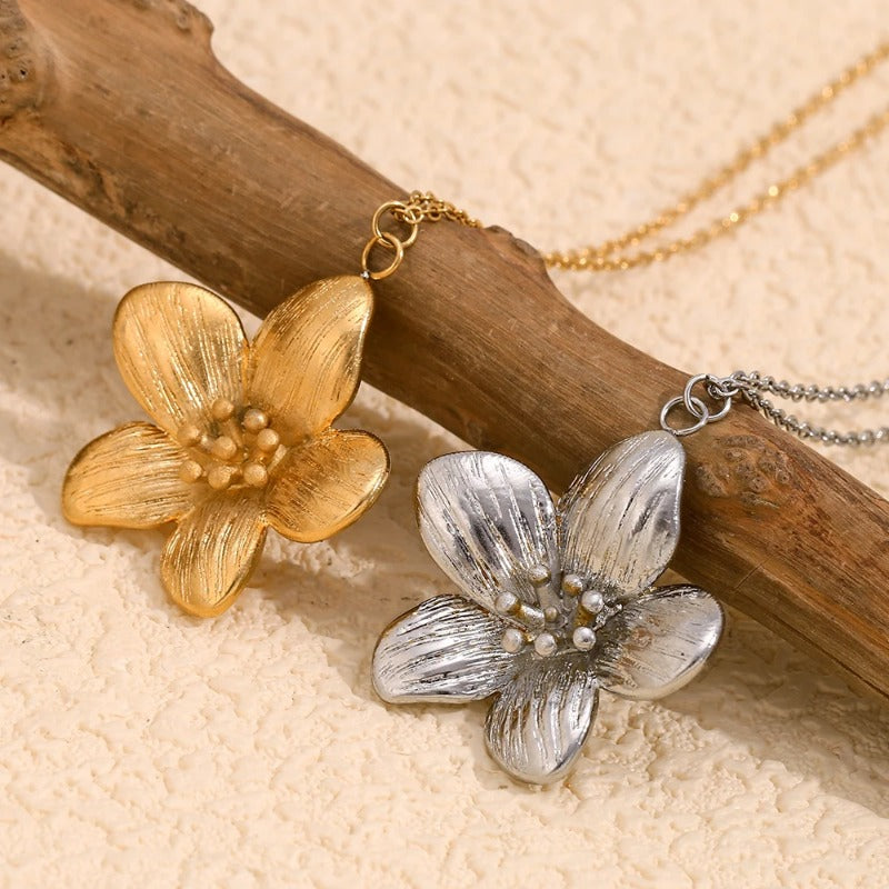 Gold Necklace for Women Flower Pendant Necklace 18K Gold Plated  Jewelry