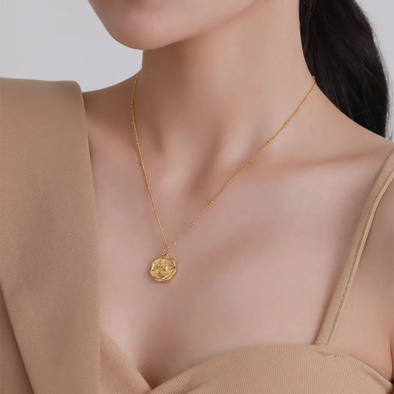 Gold Necklaces for Women 316L  Round Relief Flowers Pendant Jewelry Party Gifts